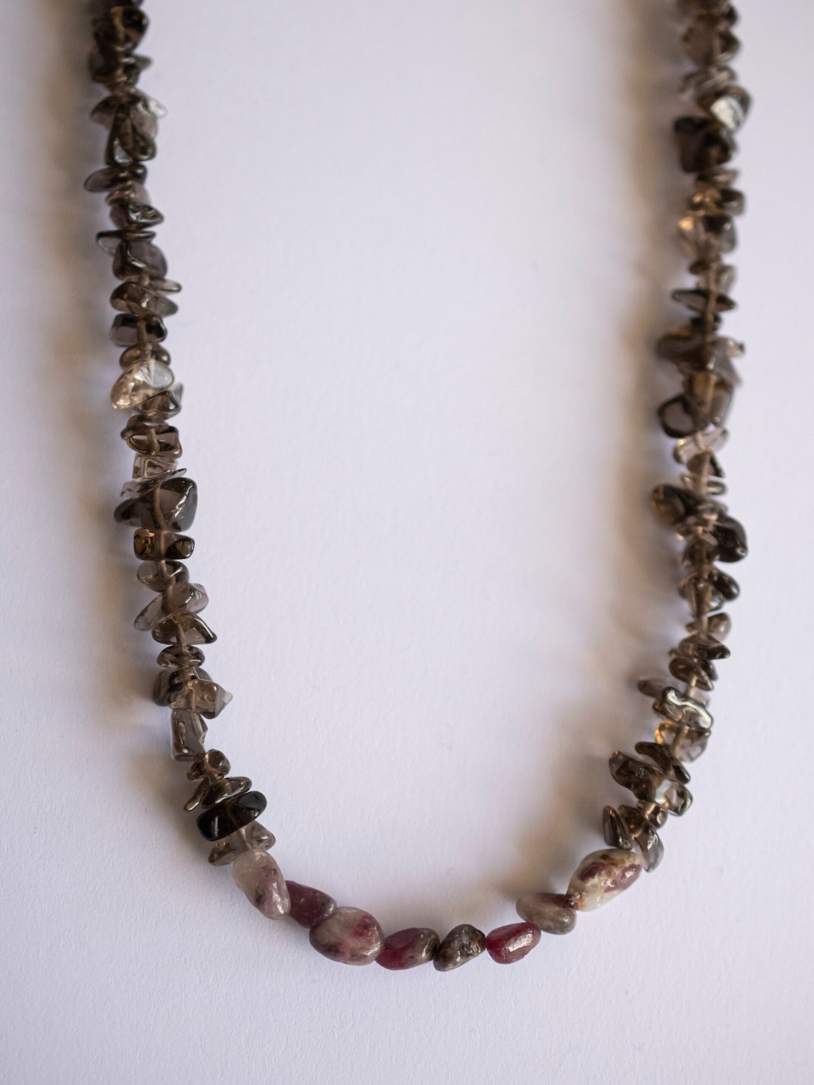 DSC_6739 copy xeiropoito-kolie-imipoliitmes-petres-amethistos